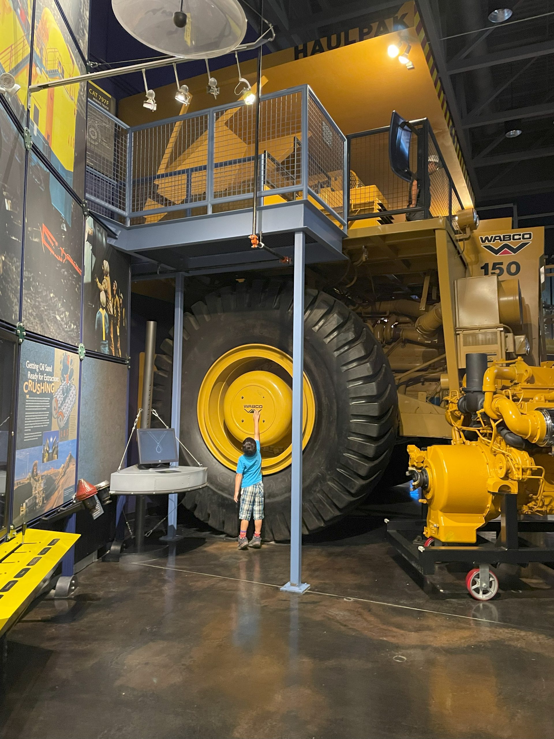 Oil Sands Discovery Centre Guide